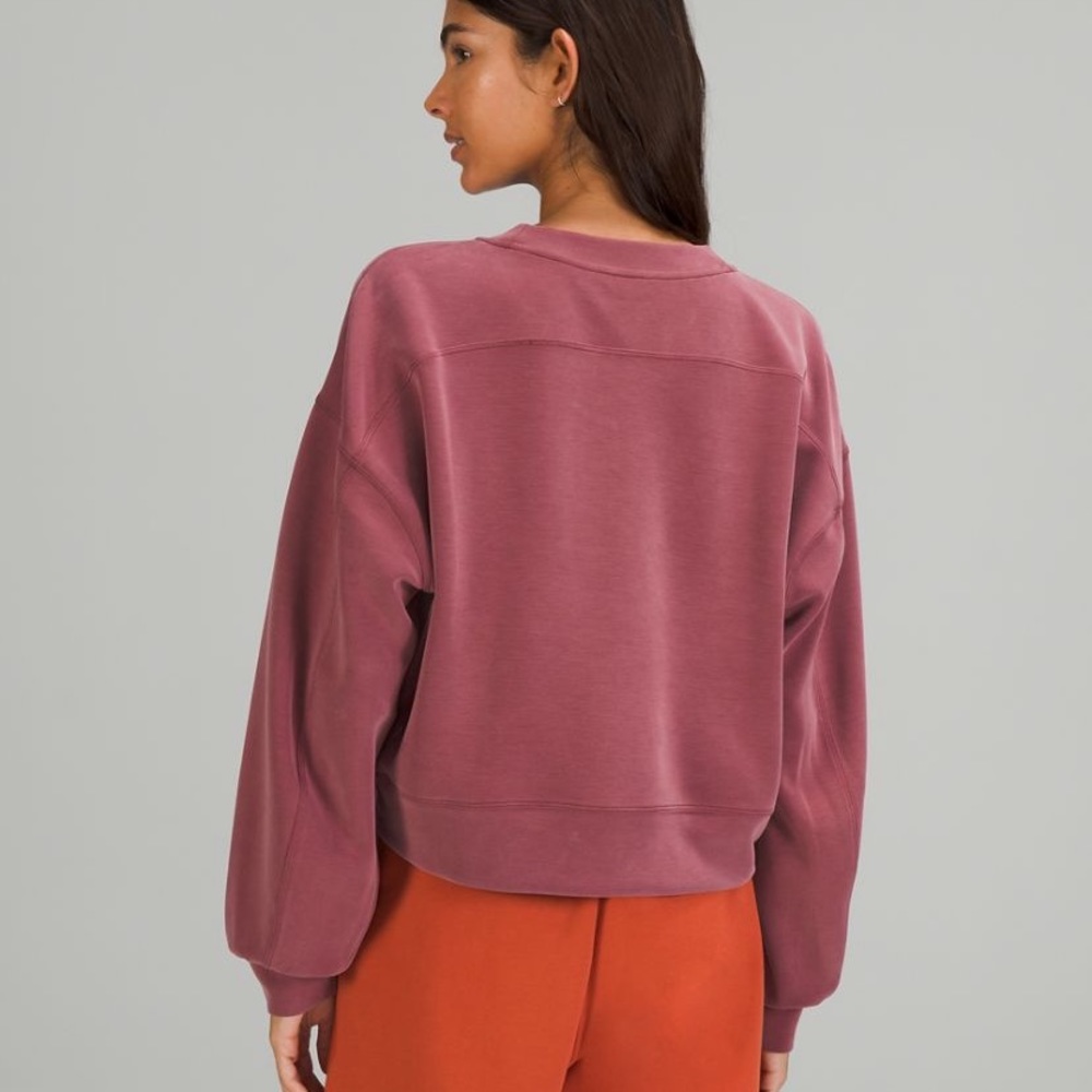 Lululemon Perfectly Oversized Cropped Crew *Softstreme size 10